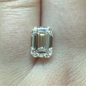 3.05 Carat Emerald Cut Loose Lab Grown Diamond IGI Certified for Engagement Ring